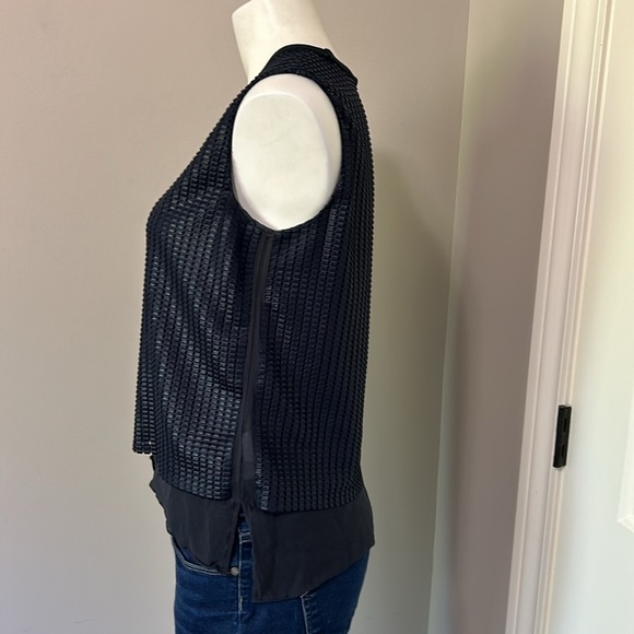 VINCE Mesh Lattice Overlay Silk Lined and Layered Tank Top Sleeveless Sz XS - Picture 5 of 14